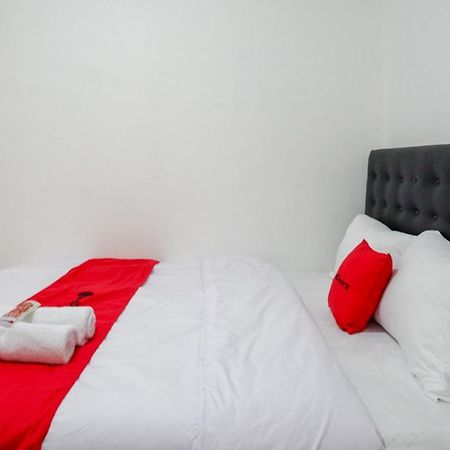 RedDoorz @ Demangan Sari Residence Pakualaman Buitenkant foto